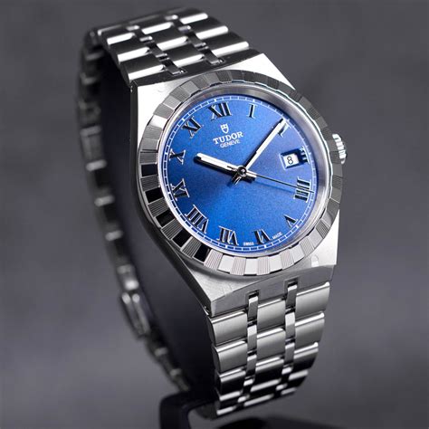 grandezza tudor cassa|Tudor Royal 38mm Blue Dial .